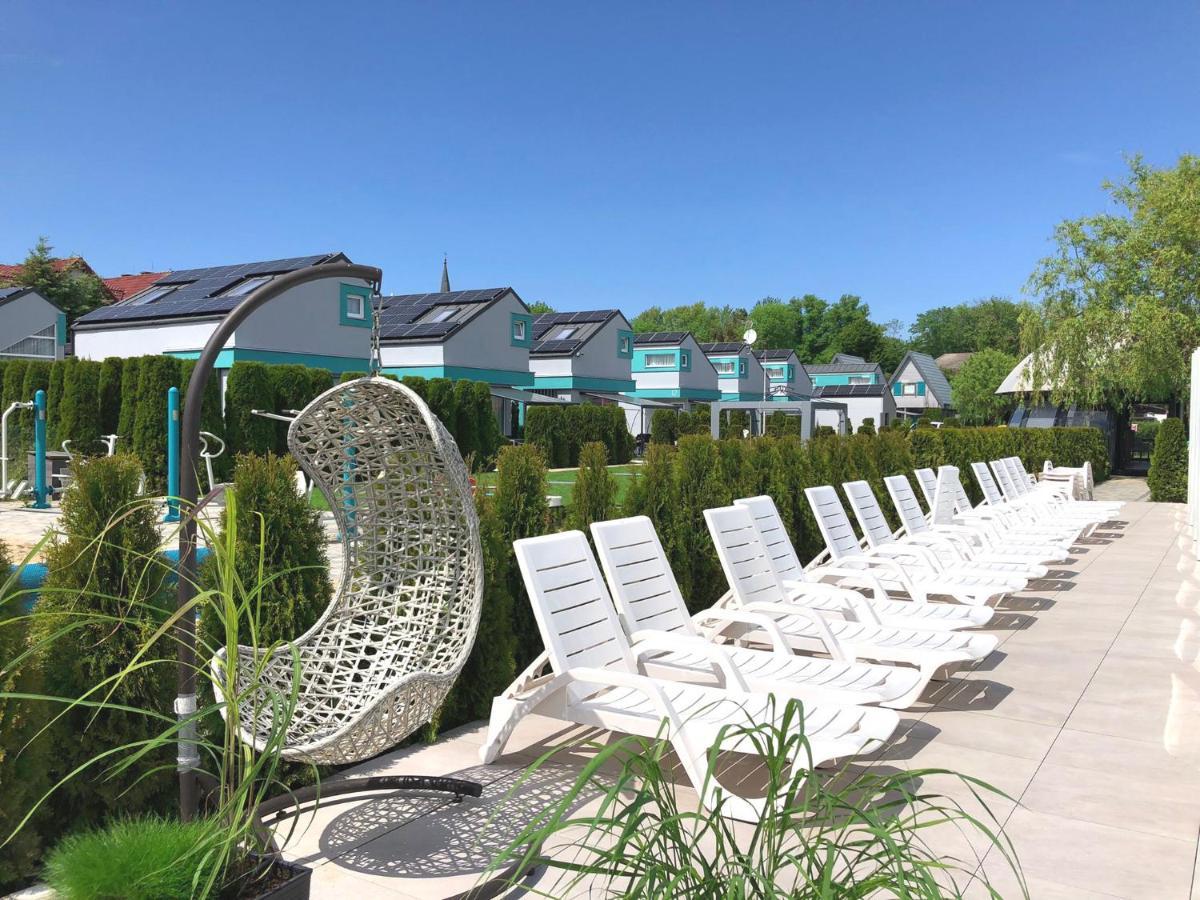 Hotel Osrodek Sea Star Premium Sarbinowo Exterior foto